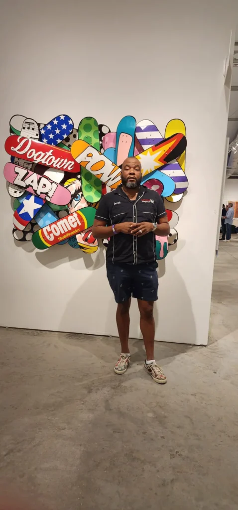 custom fine art installation and exhibit logistics