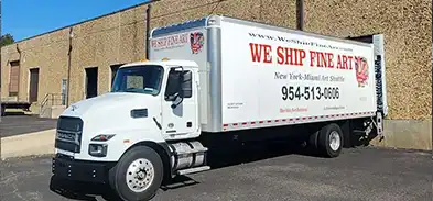 fine art handling and shipping truck